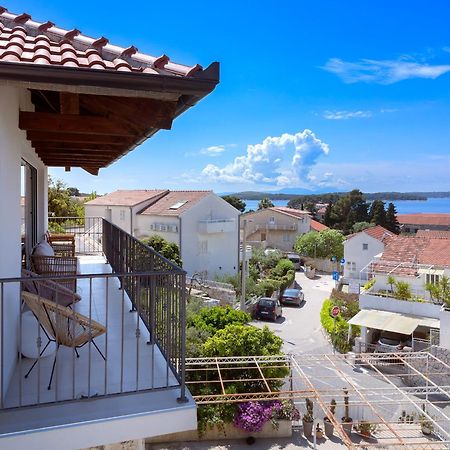D_View Apartment Хвар Екстериор снимка
